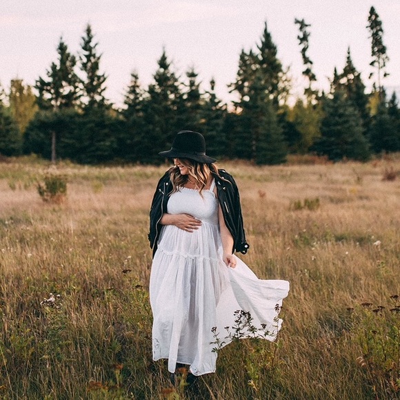 White maternity dress - Picture 3 of 3
